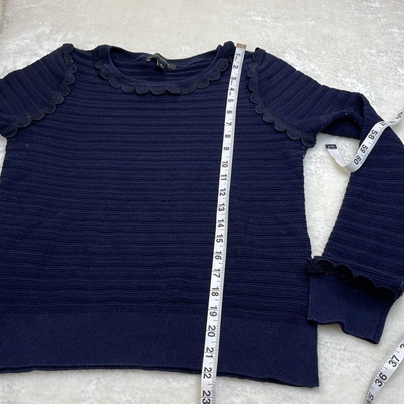 Ann Taylor Scalloped Trim Silk Blend Navy Sweater Size Medium - Picture 9 of 11